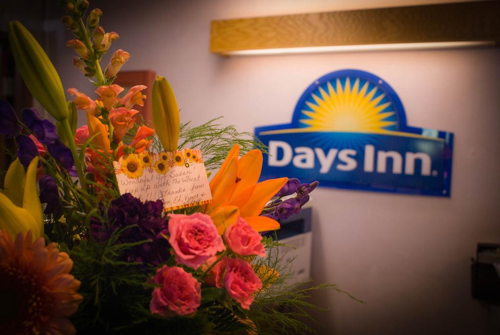 Days Inn By Wyndham Hurley Exterior foto